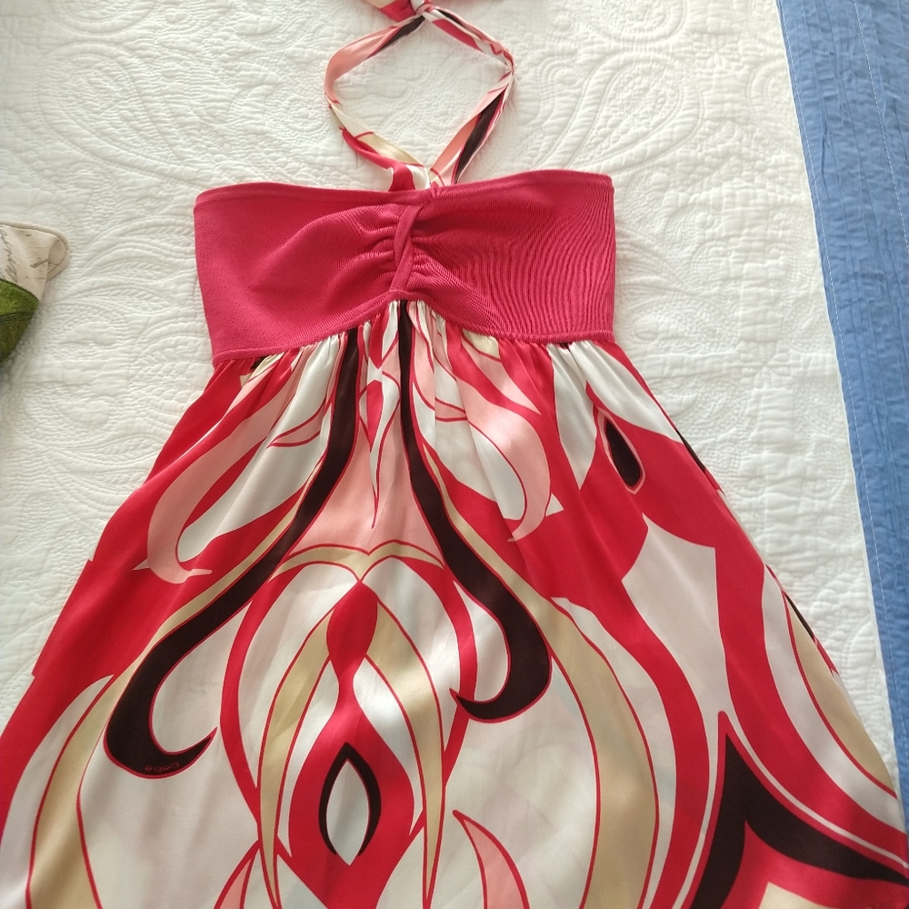 Bebe silk halter top EUC S